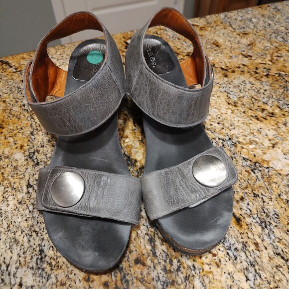 Taos Carousel 2 Platform Wedge Sandals Gray Ankle Strap Cork Mid Heel Sz US 11 - Picture 10 of 14